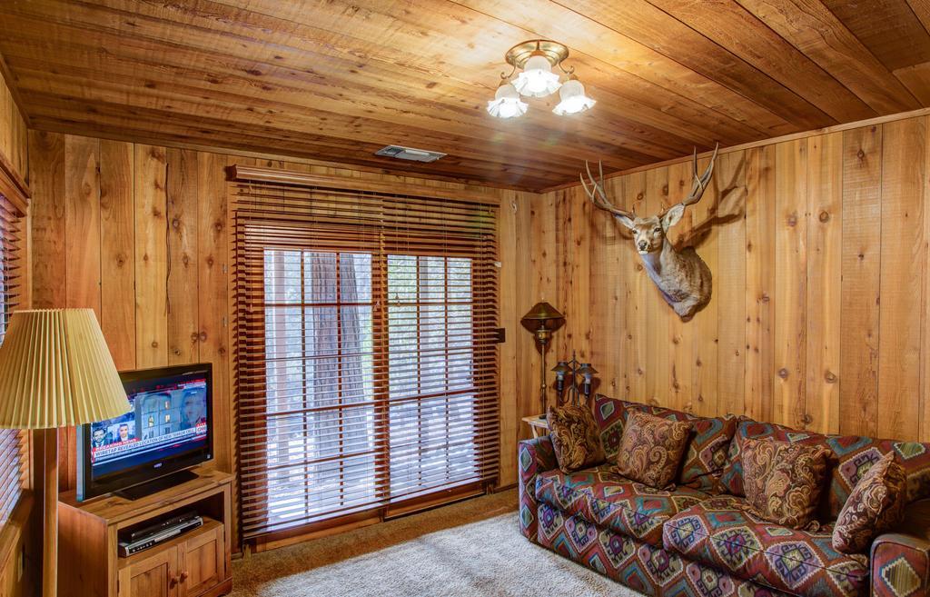 17B Tylers Timber Lodge Wawona Esterno foto